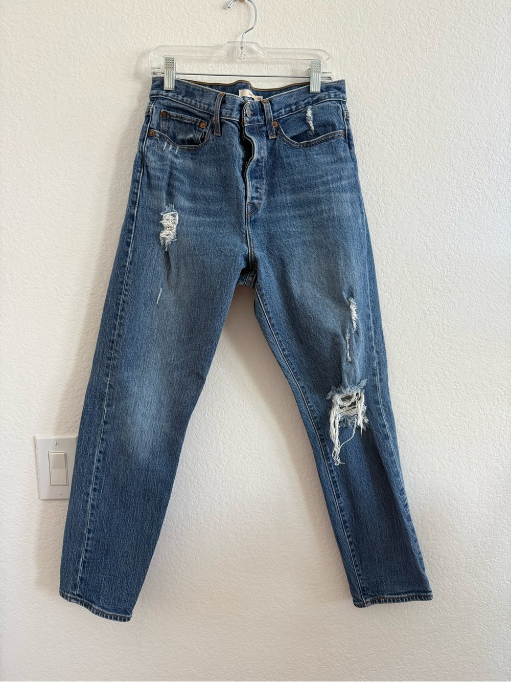 Levi's Wedgie High-Rise Jeans in destroyed Denim
